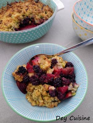 Crumble à la mûre & au chocolat blanc