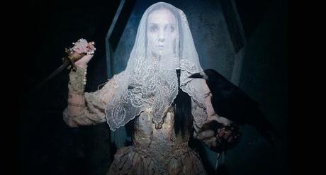 [CRITIQUE] : The Field Guide of Evil