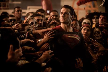 Worlds of DC : Henry Cavill abandonne le rôle de Superman ?