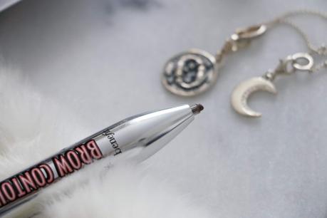 J’ai testé le Brow Contour pro de Benefit J’ai testé le Brow Contour pro de Benefit