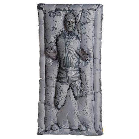 Un costume gonflable d’Han Solo dans la carbonite Un costume gonflable d’Han Solo dans la carbonite