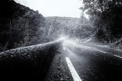 Sur les routes cévenoles en noir et blanc