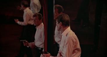 L'Homme au pistolet d'or - The man with the golden gun, Guy Hamilton (1974) L'Homme au pistolet d'or - The man with the golden gun, Guy Hamilton (1974)