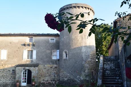 Découverte des villages ardéchois et produits locaux près de Privas