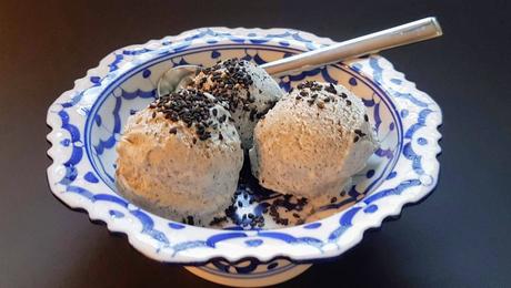 Glace au sésame noir Glace au sésame noir