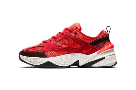 Une Nike M2K Tekno Red Suède en approche