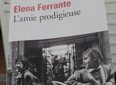 L’Amie prodigieuse d’Elena Ferrante (4 tomes)