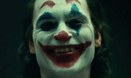 Premier aperçu de Joaquin Phoenix maquillé pour Joker de Todd Phillips