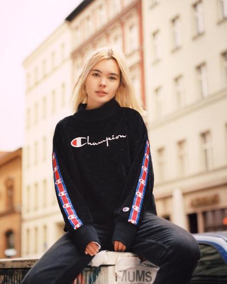 Champion s’installe à Paris pour la sortie de sa collection We Are One Champion s’installe à Paris pour la sortie de sa collection We Are One