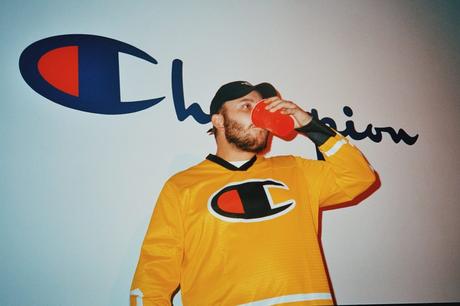 Champion s’installe à Paris pour la sortie de sa collection We Are One Champion s’installe à Paris pour la sortie de sa collection We Are One