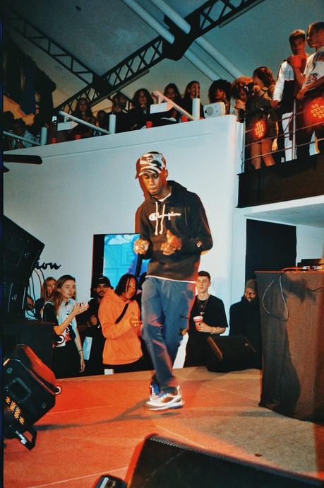 Champion s’installe à Paris pour la sortie de sa collection We Are One Champion s’installe à Paris pour la sortie de sa collection We Are One