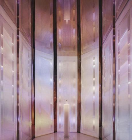 MILLE FACETTES, Sentir et ressentir la lumière, à travers une expérience immersive inédite chez Cartier