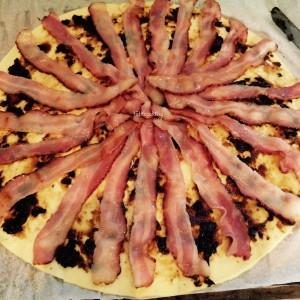 Tarte Soleil pruneaux bacon