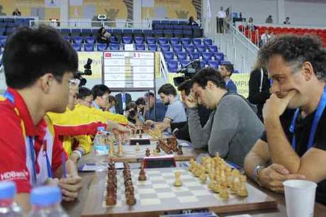 Lors de la ronde 4, la France, emmenée par son leader Maxime Vachier-Lagrave (2780 Elo), a remporté son match contre le Vietnam sur le score de 2.5 à 1.5 - Photo © Chess & Strategy