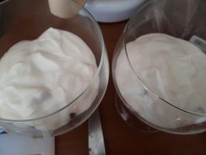 Verrines de Fromage blanc, Poires caramélisées au sirop d'Erable, et Noix de Pécan Cliquer sur les photographies pour les agrandir