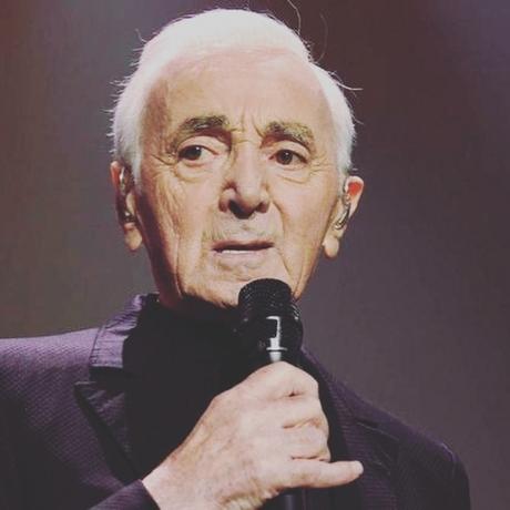 Hommage à Charles Aznavour, une icône de la chanson française