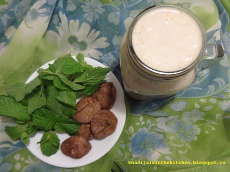 SMOOTHIE AUX FIGUES SÈCHES ET À LA MENTHE / DRIED FIGS AND MINT SMOOTHIE / BATIDO DE HIGOS SECOS Y MENTA / عصير التين المجفف و النعناع SMOOTHIE AUX FIGUES SÈCHES ET À LA MENTHE / DRIED FIGS AND MINT SMOOTHIE / BATIDO DE HIGOS SECOS Y MENTA / عصير التين المجفف و النعناع