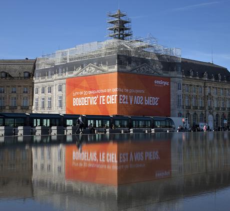 Un affichage bien réfléchi installé à Bordeaux