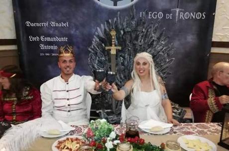 Ils choisissent « Game of Thrones » comme thème de mariage