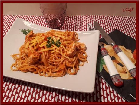 Spaghettis à la tomate et dinde