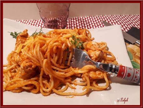 Spaghettis à la tomate et dinde