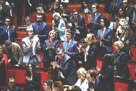 Enterrement républicain de première classe pour Manuel Valls