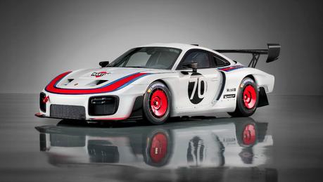 Porsche 935 2019