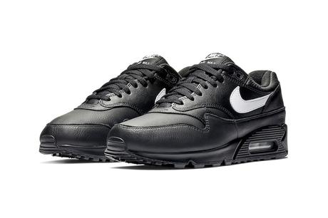 La Nike Air Max 90/1 Black Leather est disponible