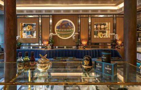 Caviar Kaspia lance la « Pause Kaspia » dans son salon de... Caviar Kaspia lance la « Pause Kaspia » dans son salon de...