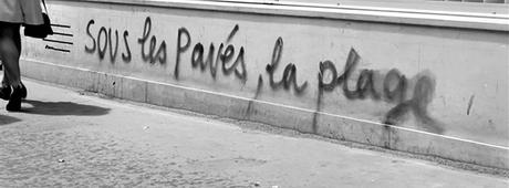 Sous les pavés - Raives et Eric Warnauts