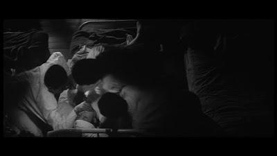 L'Ange rouge - Akai tenshi, Yasuzō Masumura (1966) L'Ange rouge - Akai tenshi, Yasuzō Masumura (1966)