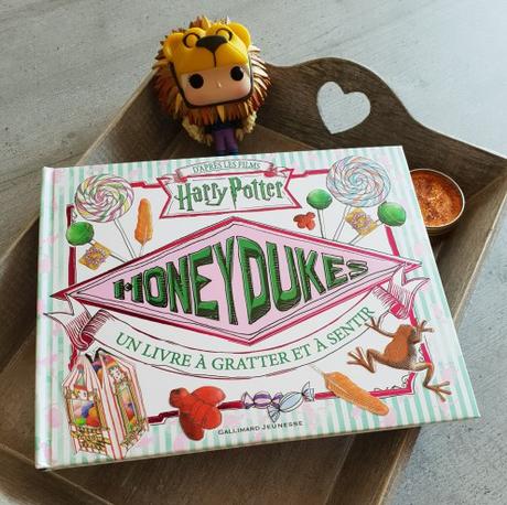 Honeydukes – Un livre à gratter et à sentir