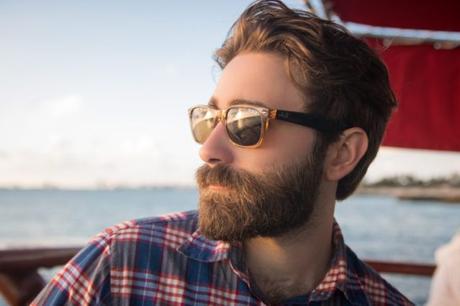 Huile à barbe : un soin naturel et revitalisant pour la barbe Huile à barbe : un soin naturel et revitalisant pour la barbe