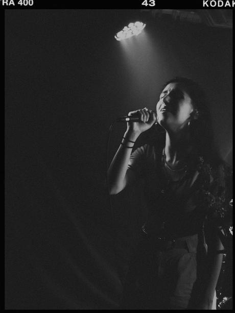 Rencontre avec Naaz : autodidacte à la conquête de la pop Rencontre avec Naaz : autodidacte à la conquête de la pop