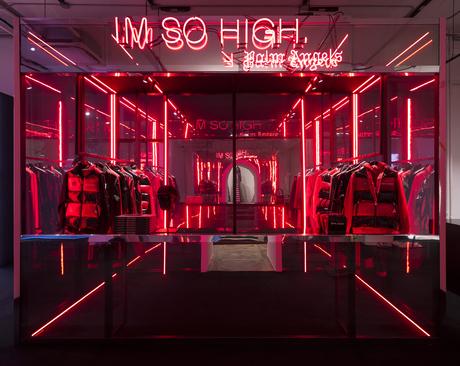 Moncler explore de nouveaux horizons avec Palm Angels Moncler explore de nouveaux horizons avec Palm Angels