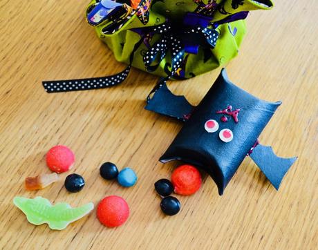 Petites boites à bonbons pour HALLOWEEN : un DIY facile à réaliser