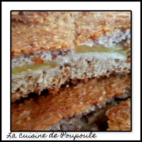 Gâteau aux pommes et à la noix de coco Gâteau aux pommes et à la noix de coco