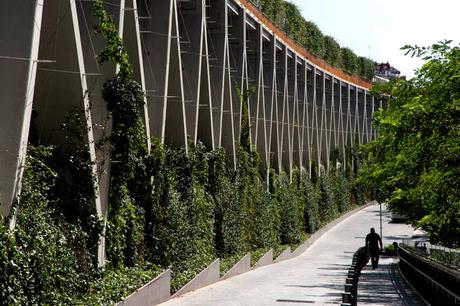 Les Jardins de la Rambla Sants : Coulée verte de Barcelone - Architecture et Urbanisme