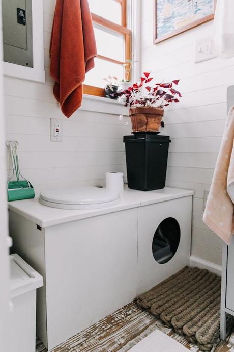 petite maison simple toilettes wc écologique litière diy maison roulotte