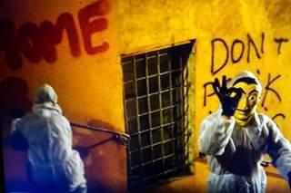 @latraboule ‏visée par une attaque #antifa… rtistique,  signée  #Dali ;) #Lyon