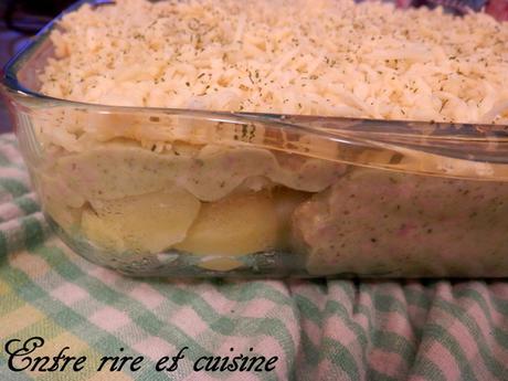 Gratin de pommes de terre au rôti de porc et béchamel au brocolis