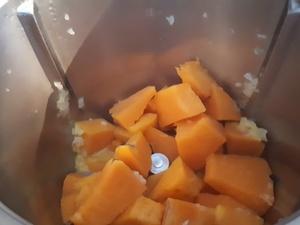 Gratin de potiron à la poitrine fumée Cliquer sur les photographies pour les agrandir