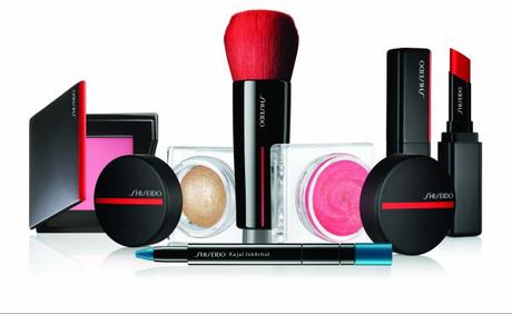 Je fonds comme fard au soleil pour cette collection Je fonds comme fard au soleil pour cette collection