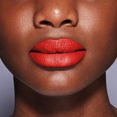 Je fonds comme fard au soleil pour cette collection Je fonds comme fard au soleil pour cette collection