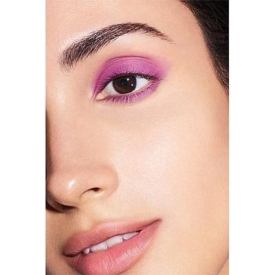 Je fonds comme fard au soleil pour cette collection Je fonds comme fard au soleil pour cette collection