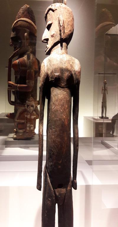 Statue-mimia-kiwai
