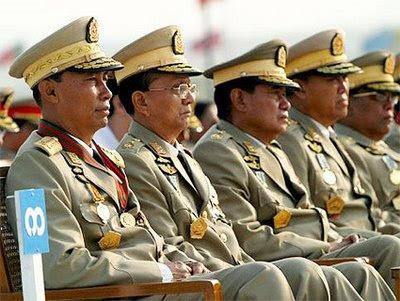 Birmanie, Présentation de La Tatmadaw : la puissante armée  qui dirige et contrôle tout