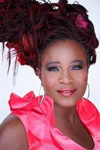 Albert Herring de Benjamin Britten par Opéra McGill, les Trésors du Bel Canto romantique par Tempêtes et passions et la soprano Marie-Josée Lord pour le 70e anniversaire de la Société Pro Musica Albert Herring de Benjamin Britten par Opéra McGill, les Trésors du Bel Canto romantique par Tempêtes et passions et la soprano Marie-Josée Lord pour le 70e anniversaire de la Société Pro Musica