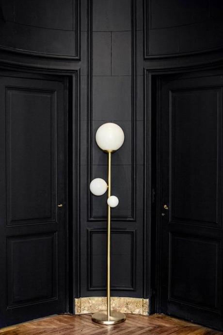 lampe boule noir appartement parquet art déco design lampe sur pied