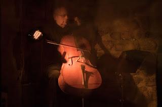 Qui êtes-vous Elsa Triolet ?